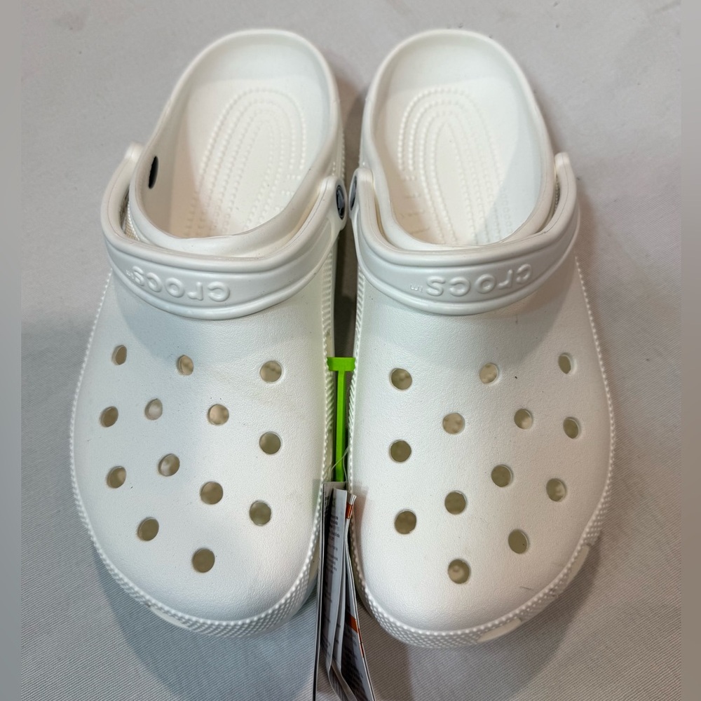 Crocs Unisex-Adult Men's Size 12 Classic Clogs Shoes Slippers White